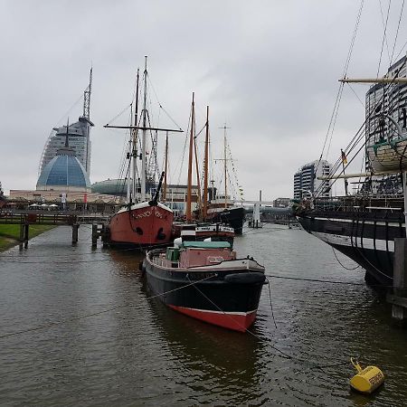 Ferienwohnung Koralle - Am Wasser Bremerhaven Exterior photo