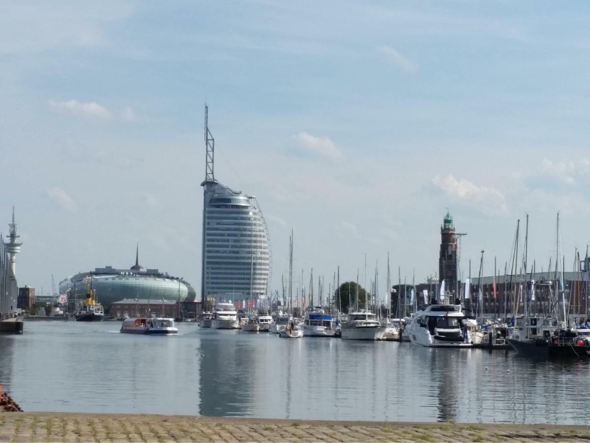 Ferienwohnung Koralle - Am Wasser Bremerhaven Exterior photo